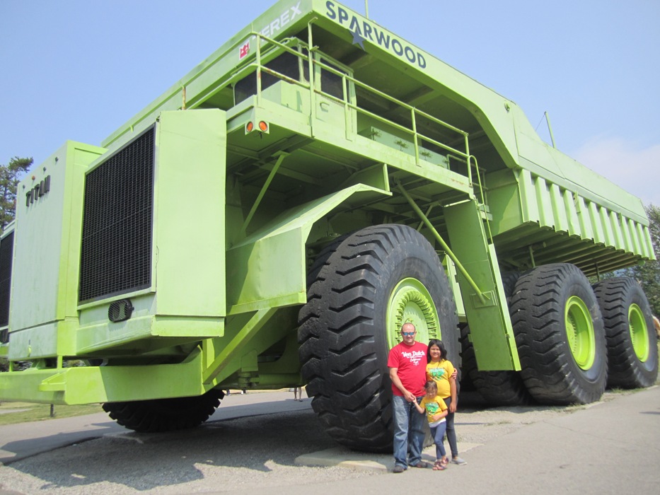 World biggest truck  in Sparwood