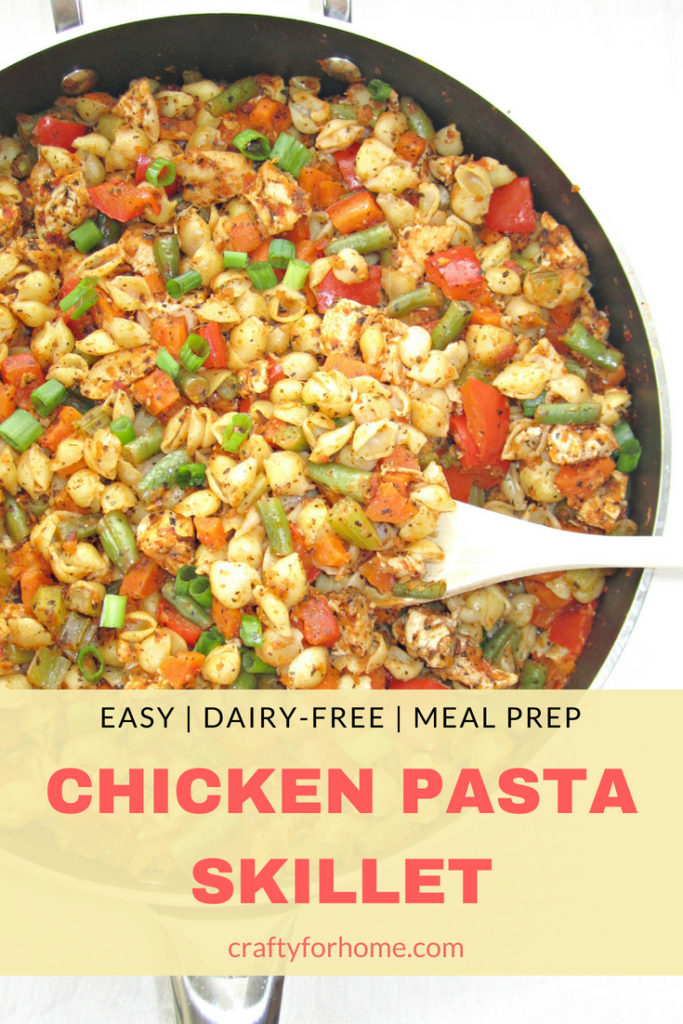 One comfort food of quick and easy healthy Chicken Pasta Skillet recipes for family weeknight dinner meals or meal prep ideas, also use homemade seasonings #mealprep #pasta #skillet #chickenpasta for full recipe on craftyforhome.com