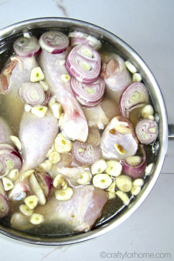 Easy Dairy-free, gluten-free Braised Chicken Drumsticks In Coconut Water, then bake it until little bit charred, perfect for meal prep for family #chickendrumsticks #chickenrecipes #mealprep #coconutwater for full recipe on craftyforhome.com