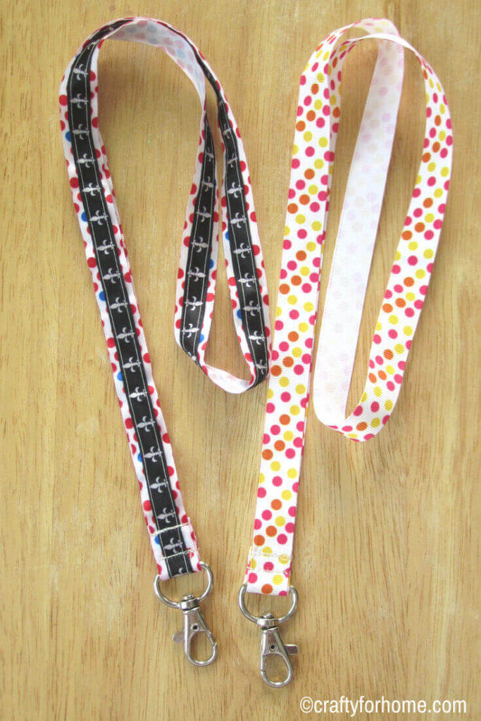 Easy Ribbon Lanyard | Easy to follow tutorials on how to make ribbon lanyard. An easy DIY craft project for kids and grown up. Use the colorful ribbon for fun. #ribbonlanyard #easylanyard #DIYlanyard #easyribboncrafts #craftforkids #DIYteachergifts #DIYgiftideas #DIYkeyfobholder #DIYbadgeholder for full tutorials on www.craftyforhome.com