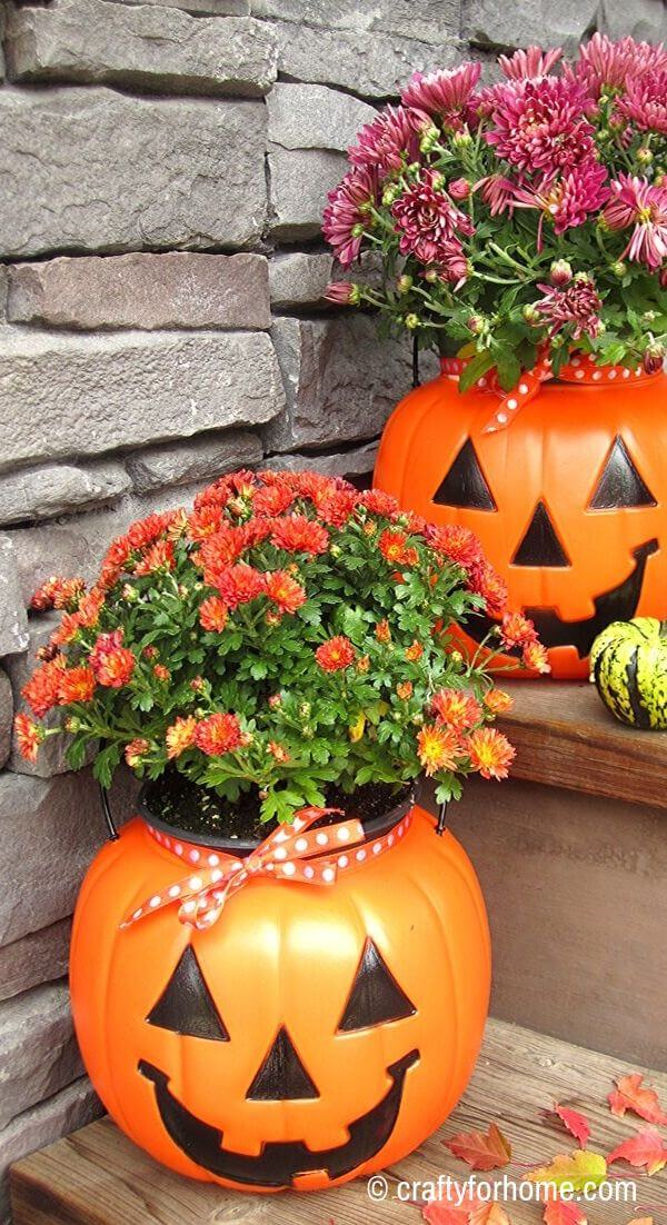 Pumpkin Planters With Mums | Crafty For Home