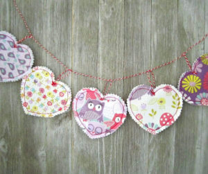 Make Easy Fabric Heart Garland