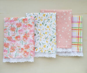 Lace Cloth Napkins Tutorial