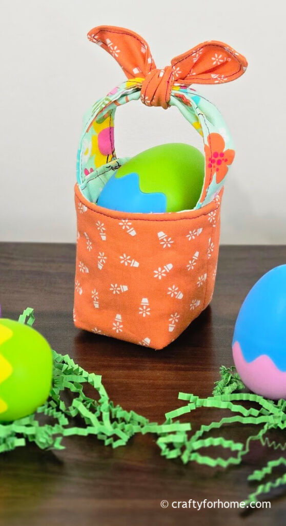 Small Easter egg basket from fabric.