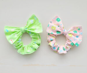 Green And Pink Bow Scrunchie Hair Accessories.